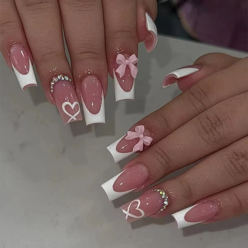 Press-On Nails – Cat Eye French
