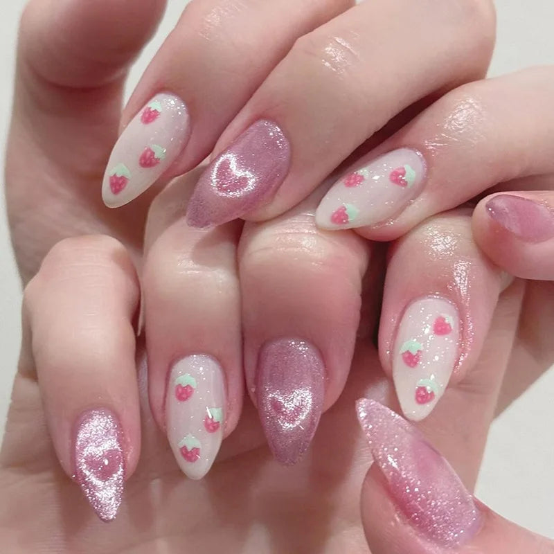 Press-On Nails – Cat Eye French