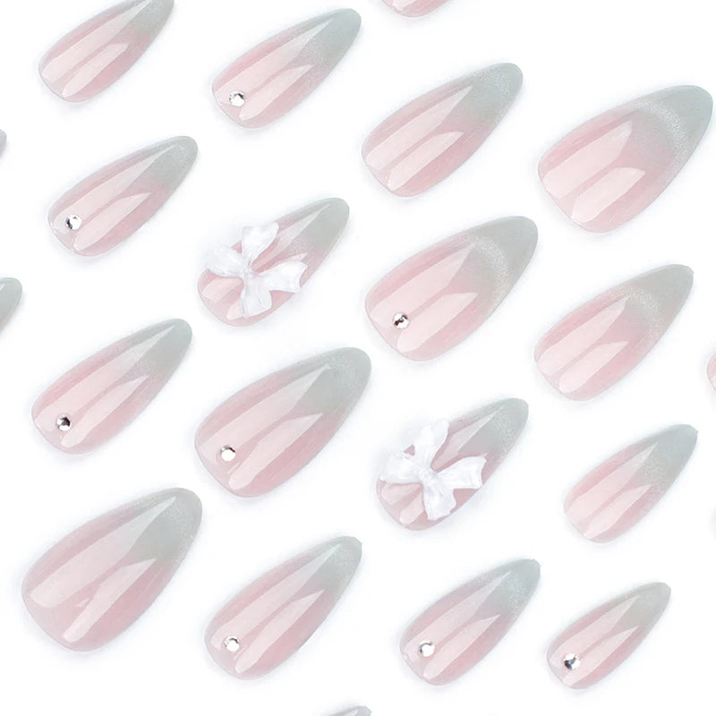 Press-On Nails – Cat Eye French