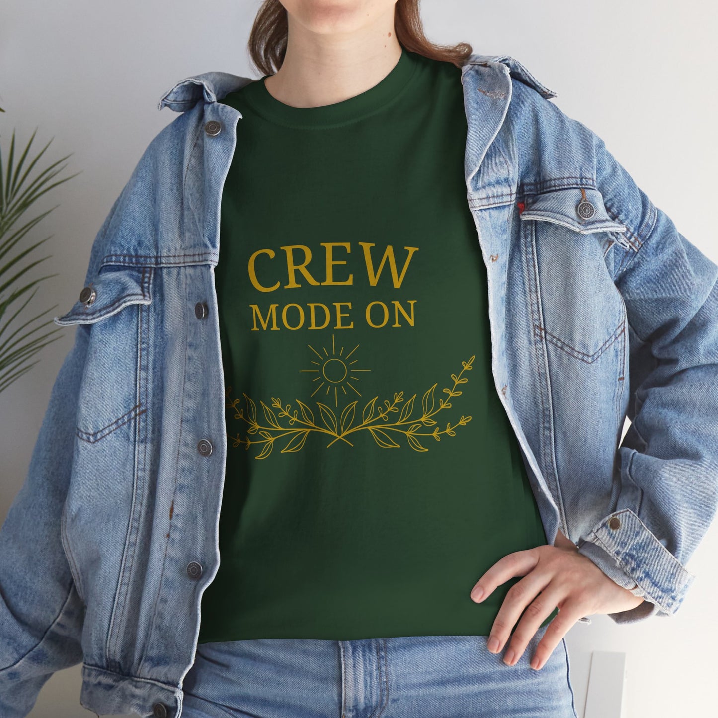 T-Shirt – Crew Mode On (Gold edition)