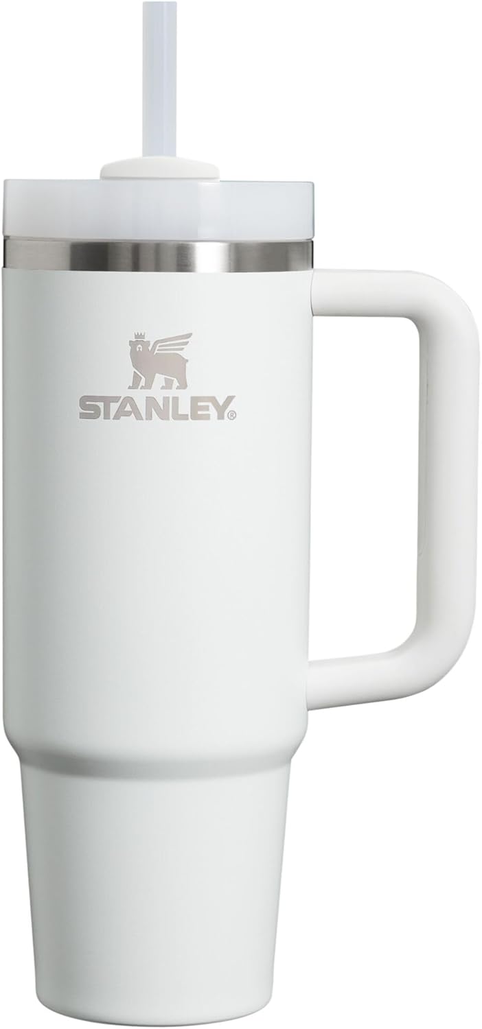Stanley Tumbler- Der Begleiter für erfrischende Tage - sunny.side-Productions