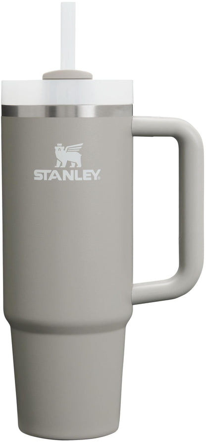 Stanley Tumbler- Der Begleiter für erfrischende Tage - sunny.side-Productions