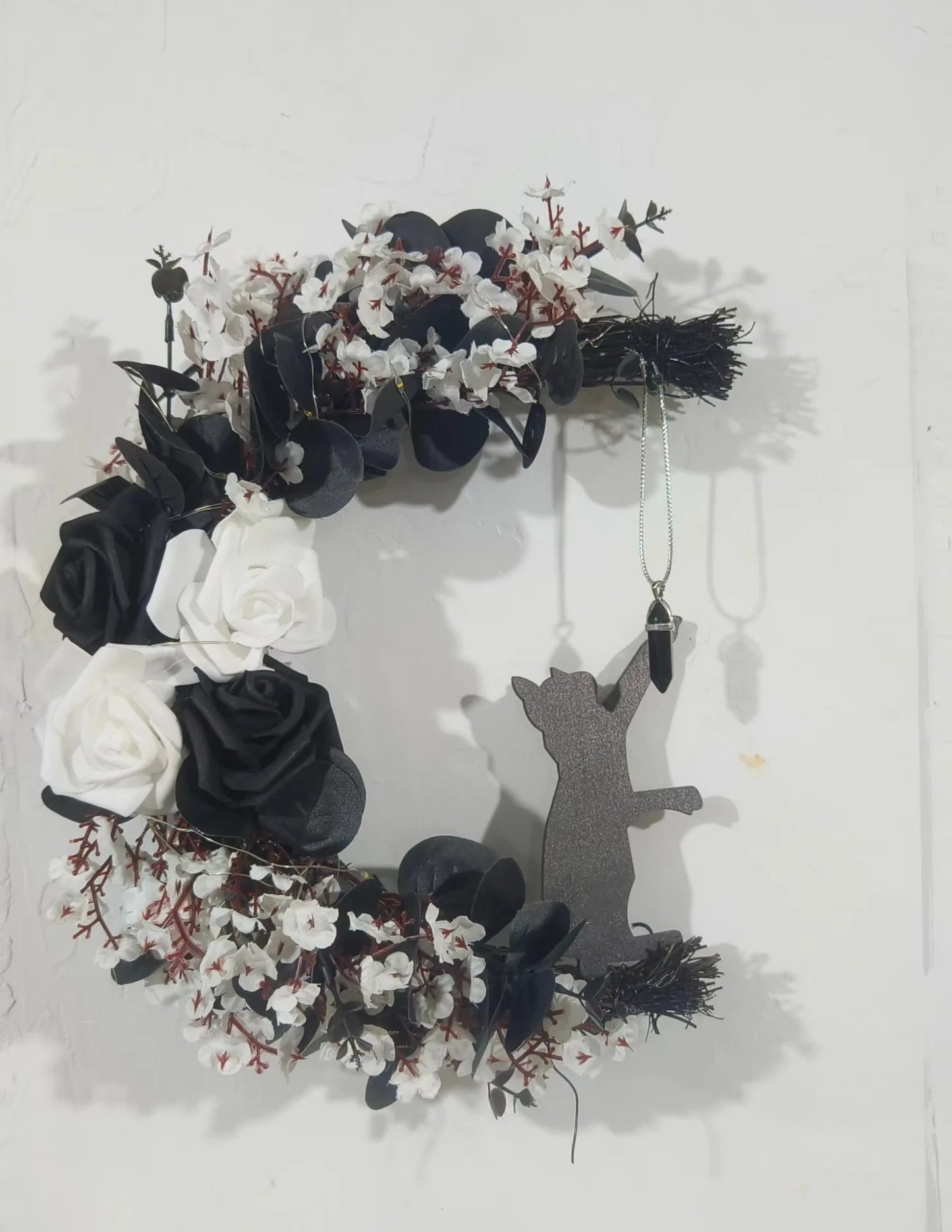 Halloween-Kranz – Mystischer Halbmond