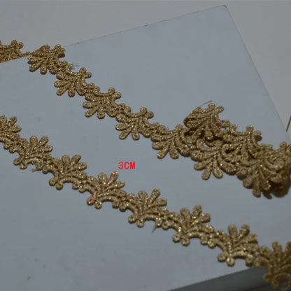 Goldspitze – Festliche Weihnachtsdekoration