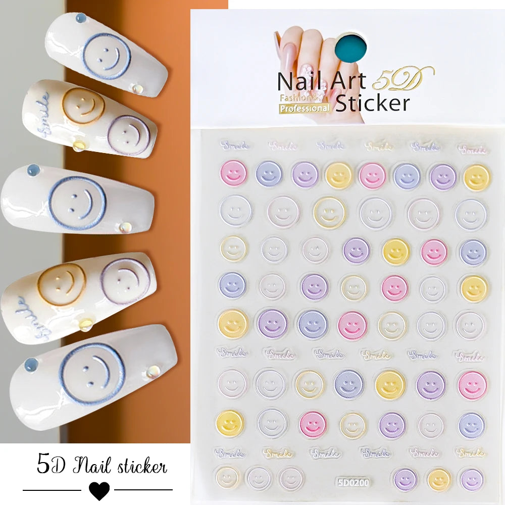 Nailsticker – Florale Reliefkunst