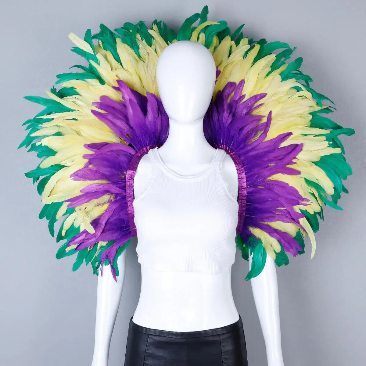 Federschal – Ausdruck der Eleganz