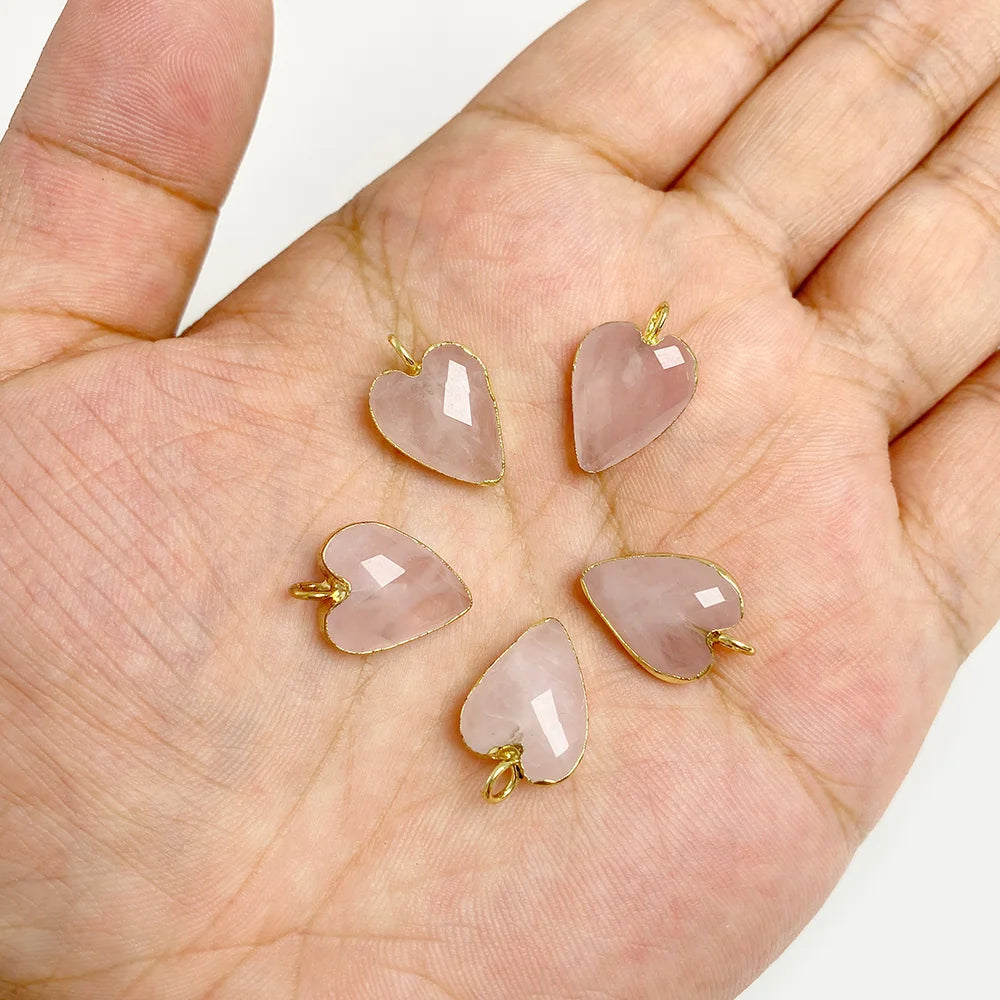 Herzanhänger aus Rosenquarz – zauberhaftes Schmuckstück - sunny.side-Productions