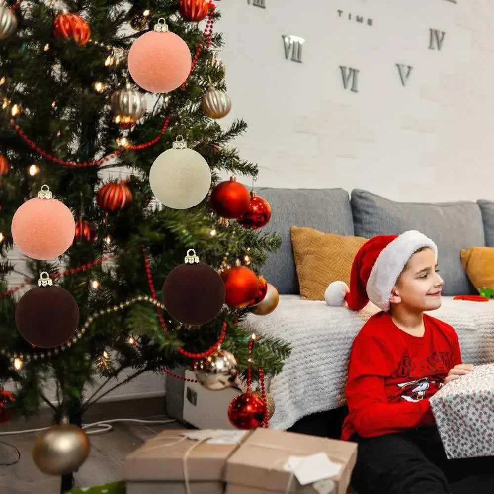 Weihnachtskugeln – Samtige Eleganz