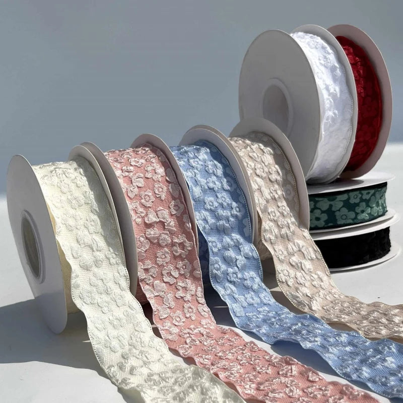 Wellenrandband – Festliche Weihnachtsdekoration