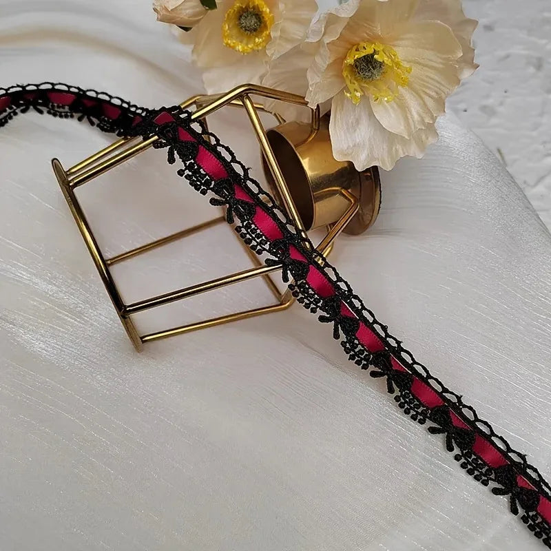 Spitzenband – Festliche Eleganz