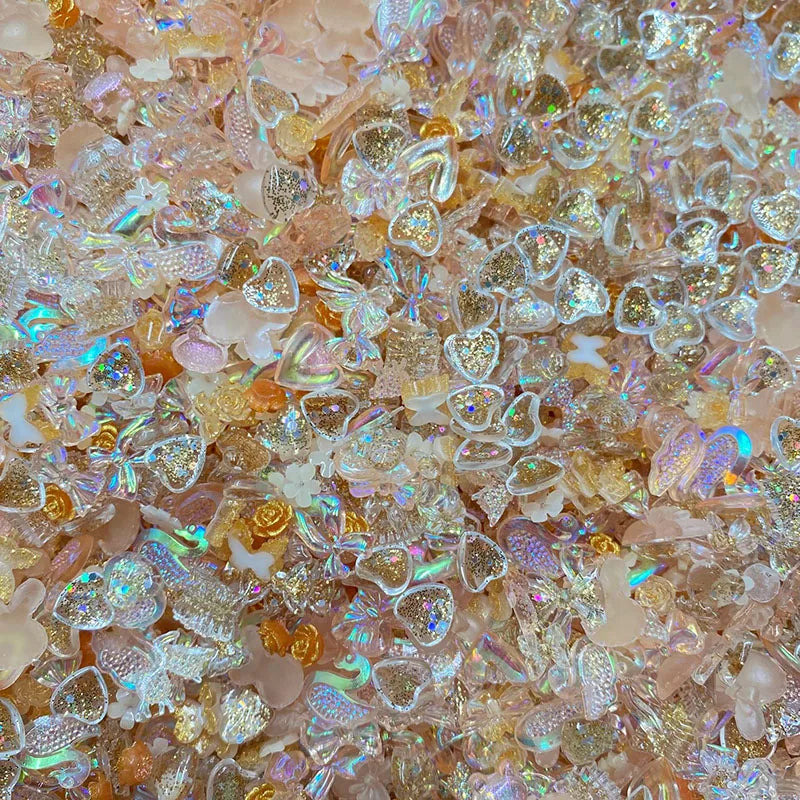 Nail-Charms & Perlen – funkelnde Eleganz