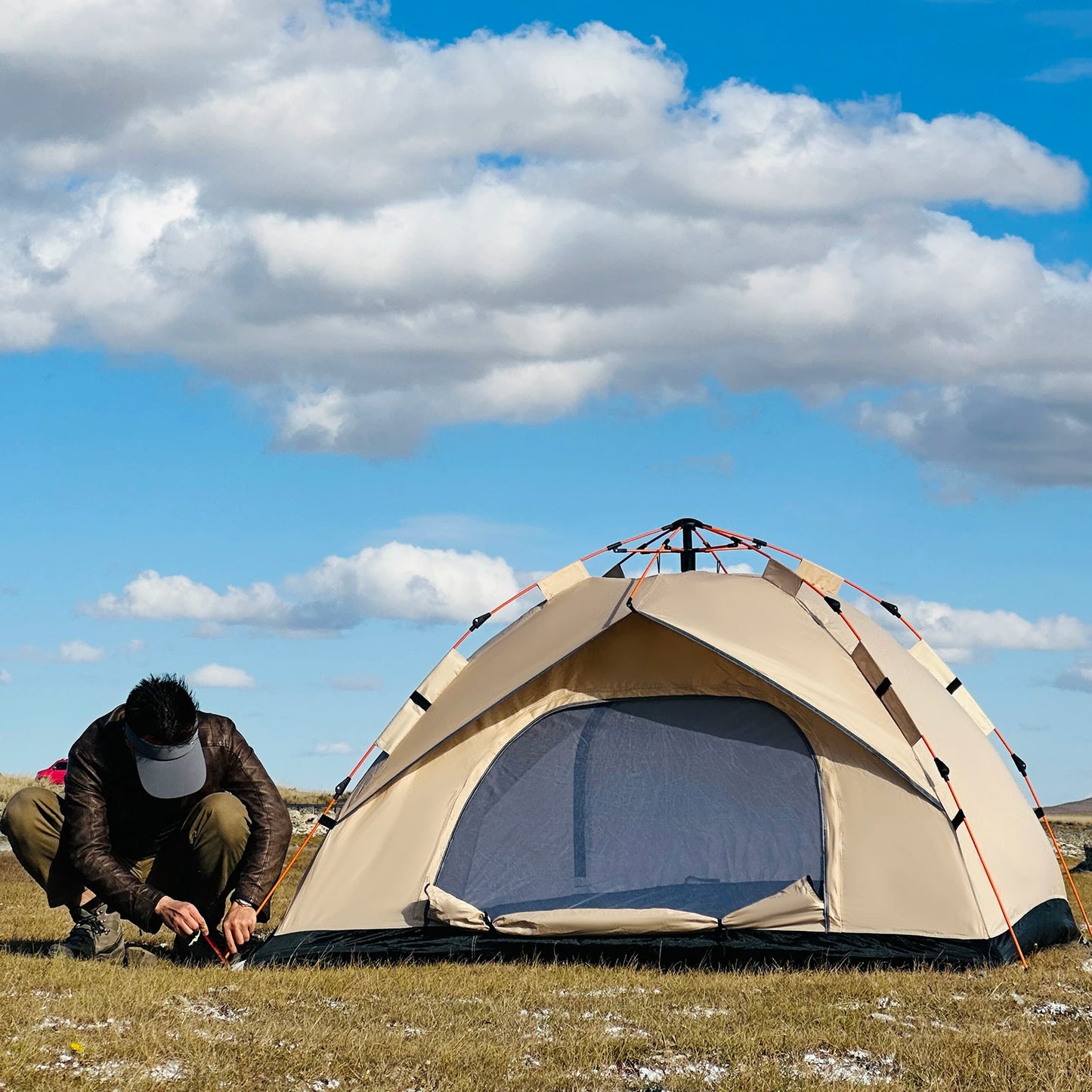 Festival-Zelt – Aufklappen, einziehen, losfeiern