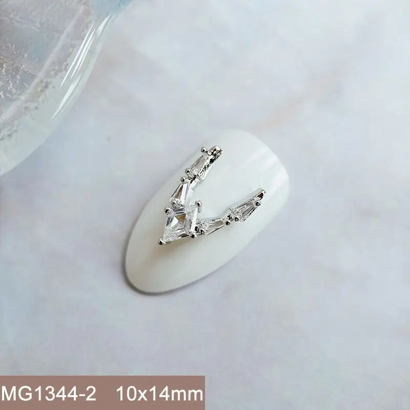 Nail Charms – eleganter Kristall-Look