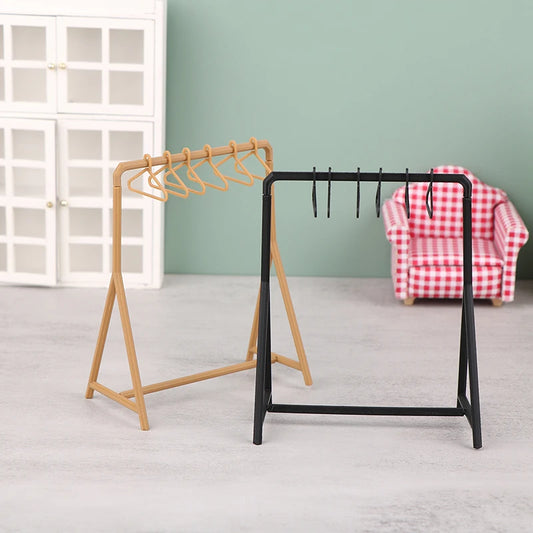 Miniatur Kleiderständer – Wichtel Möbel Zubehör