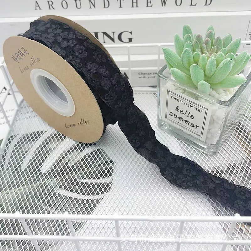 Wellenrandband – Festliche Weihnachtsdekoration