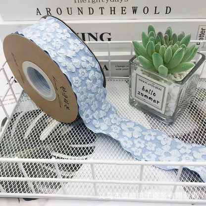 Wellenrandband – Festliche Weihnachtsdekoration