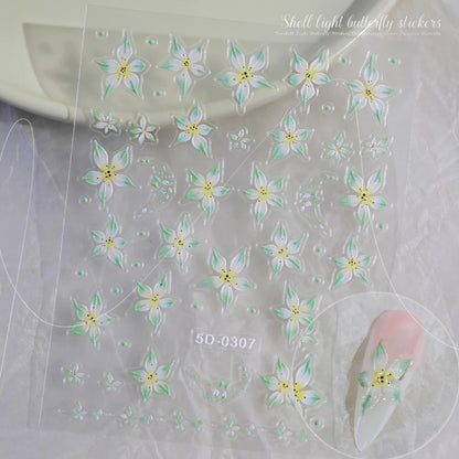 Nailsticker – Florale Reliefkunst