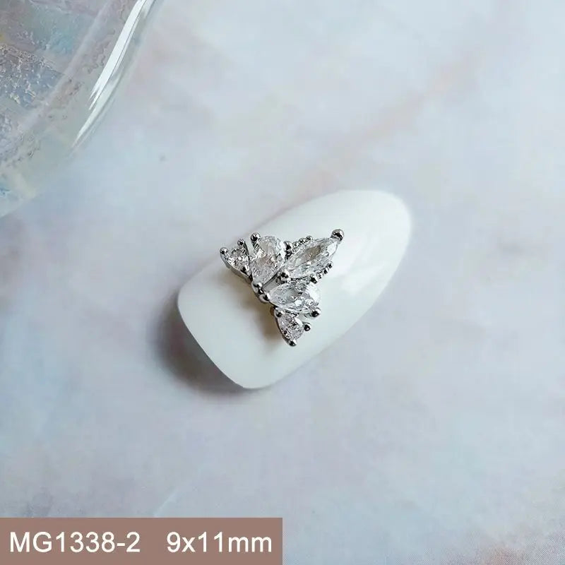 Nail Charms – eleganter Kristall-Look