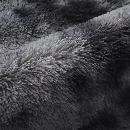 Weicher Hochflorteppich – Wärme und Komfort