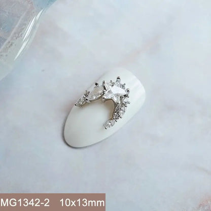 Nail Charms – eleganter Kristall-Look