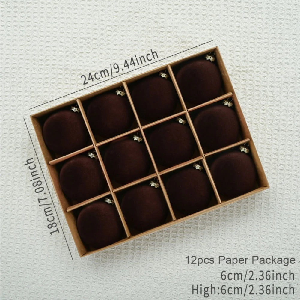 Weihnachtskugeln – Samtige Eleganz