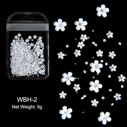 Acryl-Blumen Nail Art