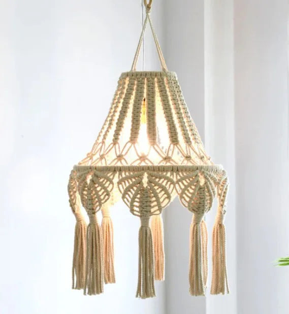 Makramee-Quastenlampe – Boho-Charme - sunny.side-Productions