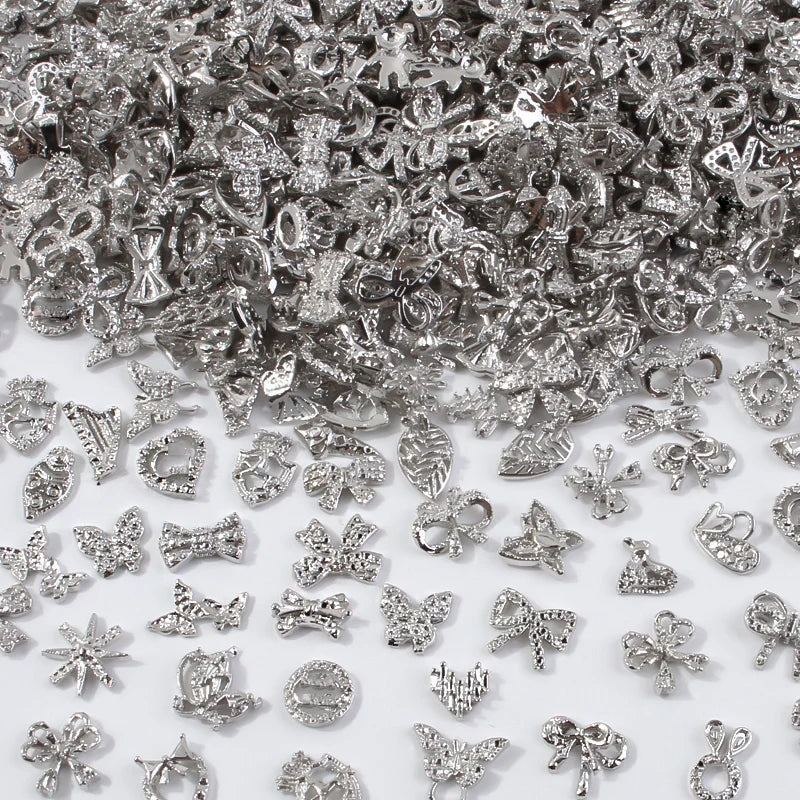 Luxus Nail Charms – Gold & Silber