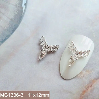 Nail Charms – eleganter Kristall-Look