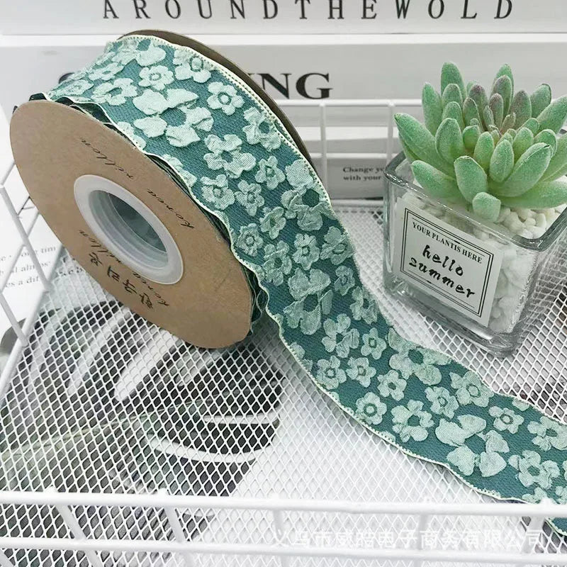 Wellenrandband – Festliche Weihnachtsdekoration