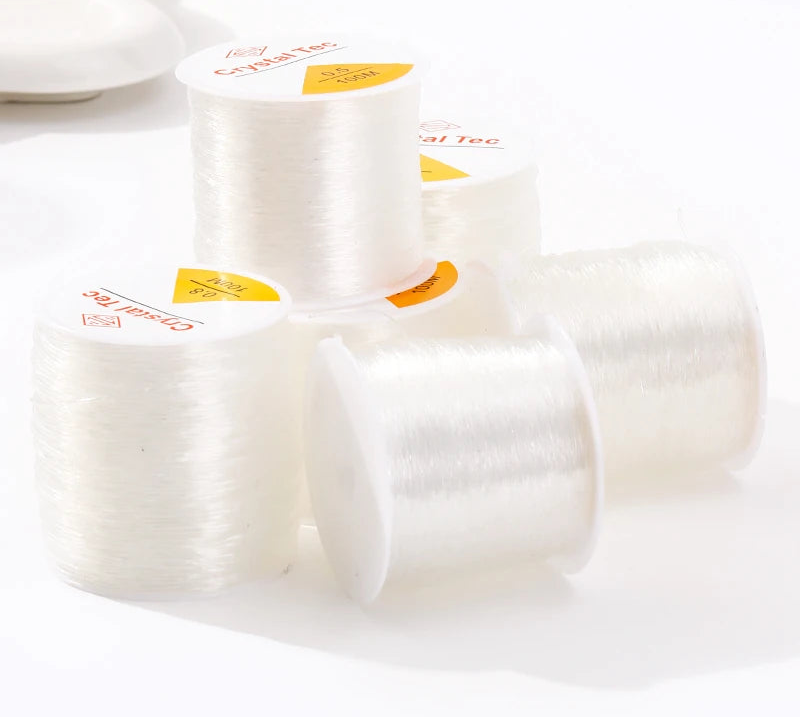 Schmuck-Schnur – klare Flexibilität