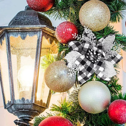 Glitzernde Weihnachtsblumen – Festliche Baumdeko