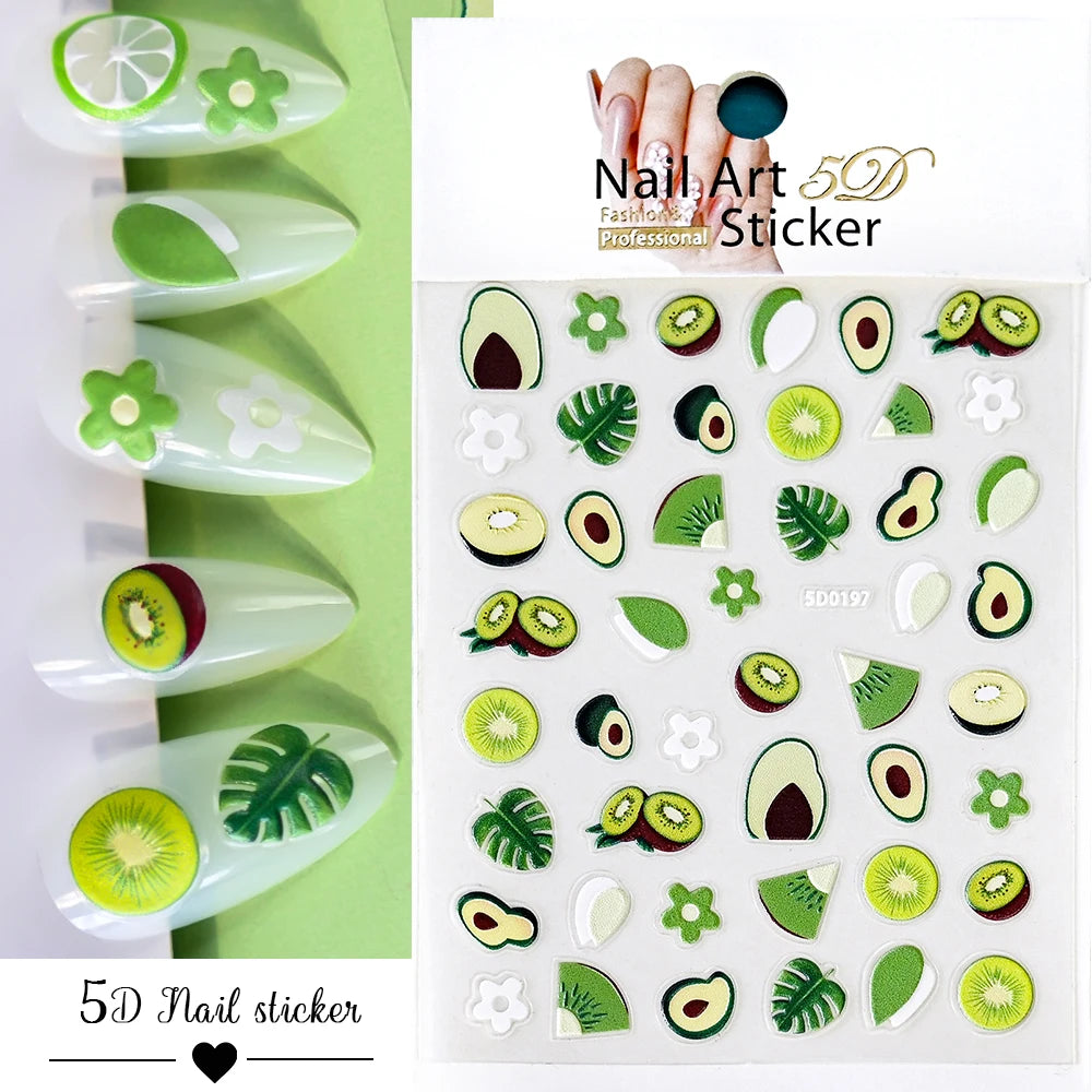 Nailsticker – Florale Reliefkunst