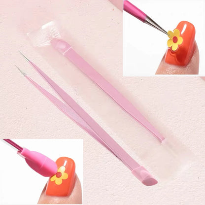 Nailsticker – Florale Reliefkunst