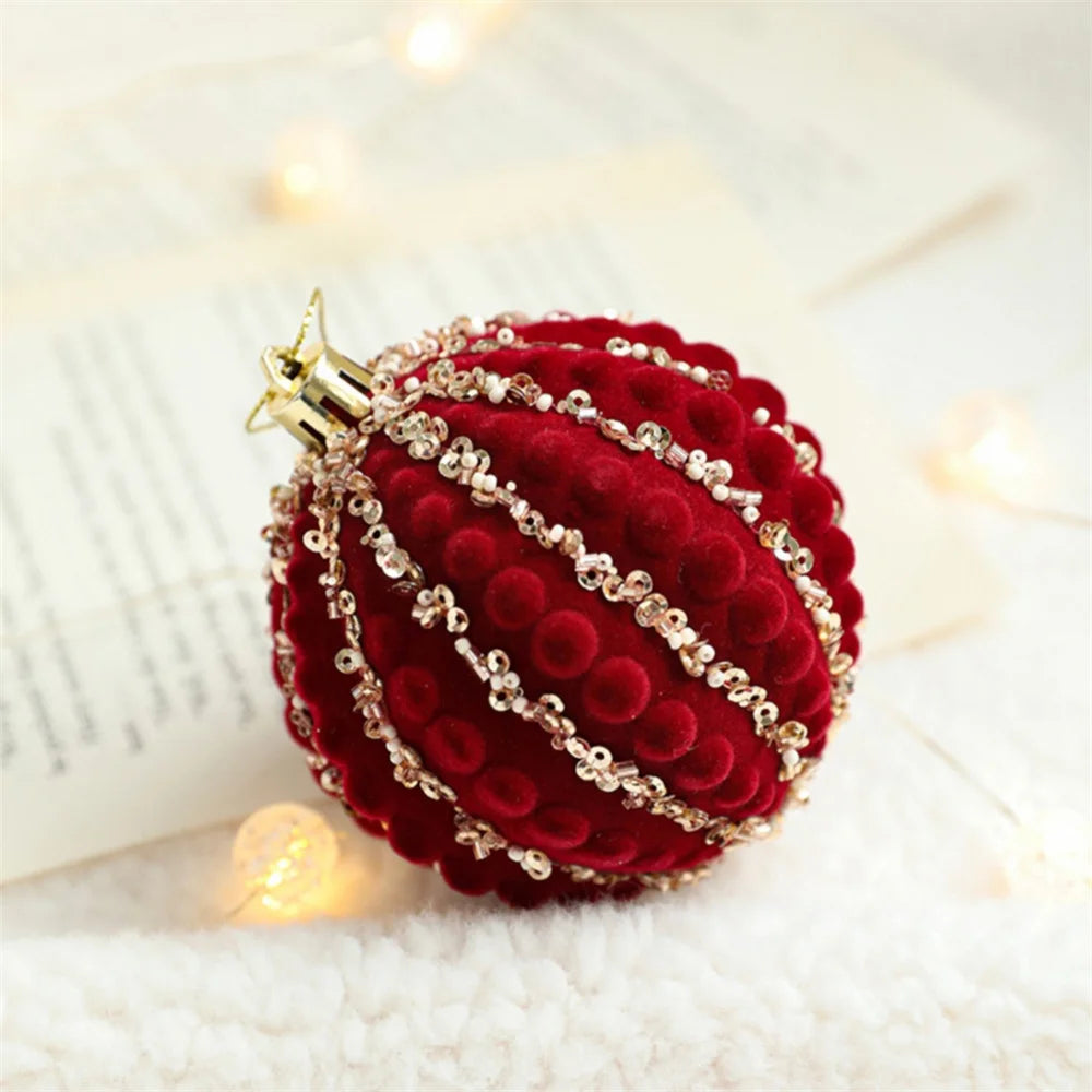 Weihnachtskugel – Samtige Eleganz